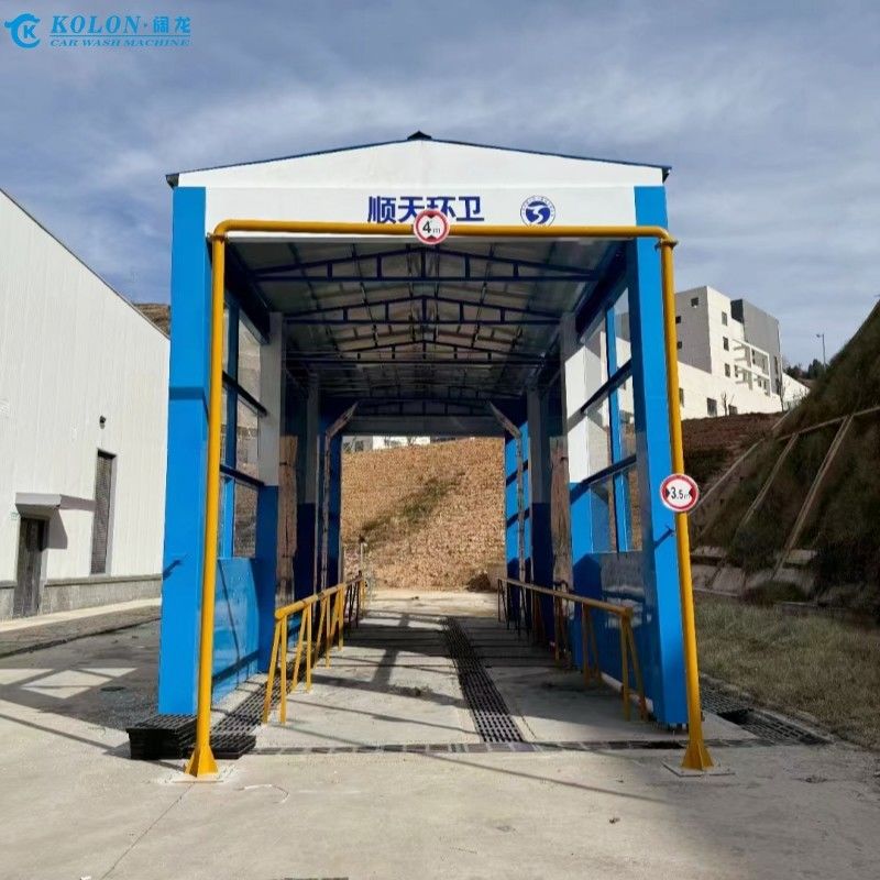 Versatile Bus Washing And Waxing Machine For Different Vehicle Types